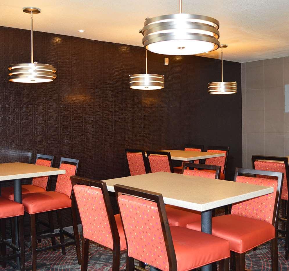 Black Gold Suites Tioga Restoran foto